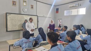 Pj. Gubernur Samsudin Sidak Disparekraf Provinsi Lampung dan Kunjungi 2 Sekolah untuk Meningkatkan Kinerja dan Profesionalisme ASN 