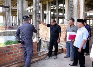 Pj. Gubernur Samsudin Lanjutkan Pembangunan Kawasan Kota Baru Dimulai dari Melanjutkan Pembangunan Masjid Al Hijrah di Komplek Perkantoran Pemerintah Provinsi Lampung Kota Baru
