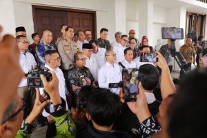 Pj. Gubernur Samsudin Ikuti Rakor   Swasembada Pangan Nasional Sinergi Pemerintah Pusat dan Daerah yang Dipimpin Menko Pangan Zulkifli Hasan dan Diikuti Sejumlah Menteri Kabinet Merah Putih