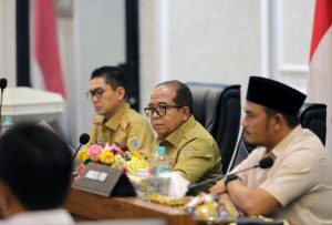 Pj. Gubernur Samsudin Pimpin Rakor Harga Komoditas Ubi Kayu Bersama Petani dan Pengusaha Tapioka, Putuskan Harga Beli Ubi Kayu Lampung Rp1.400/kg.