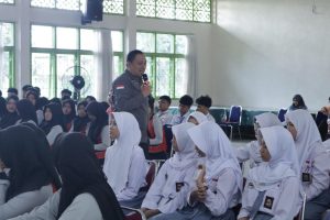 Kejati LAMPUNG CEGAH KENAKALAN REMAJA DAN BANGUN KARAKTER MUDA BERKUALITAS