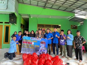 KNPI Bandar Lampung dan RPL Bagikan Sembako ke Korban Banjir di Bumiwaras