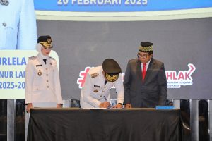 Pasca di Lantik Gubernur Lampung dan Ketua PKK Lakukan Serah Terima Jabatan di Jakarta