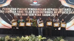 IWO Lampung Terima Penghargaan dari KPU Lampung