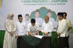 Gubernur Mirza Tandatangani Naskah Perjanjian Hibah Daerah yang akan Dijadikan Kantor PWNU Lampung di Pusat Pemerintahan Kota Baru