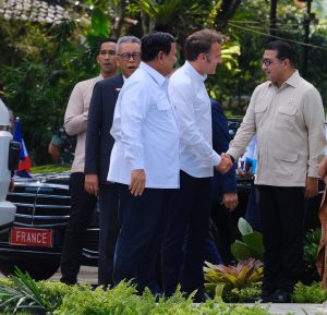 Menteri Ekraf sambut kedatangan bersejarah Presiden Macron ke Candi Borobudur
