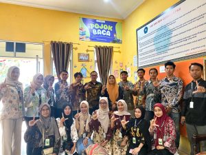Tingkatkan Literasi, Mahasiswa KKN UIN Raden Intan Lampung buat Pojok Baca di Kelurahan Korpri Raya