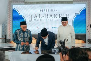 Menteri Agama Resmikan Masjid Raya Al-Bakrie, Hadirkan Pusat Ibadah dan Ekonomi Umat di Lampung