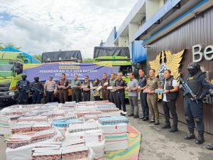 Bea Cukai Lampung dan TNI Gagalkan Pengiriman 11,7 Juta Batang Rokok Ilegal ke Sumatera