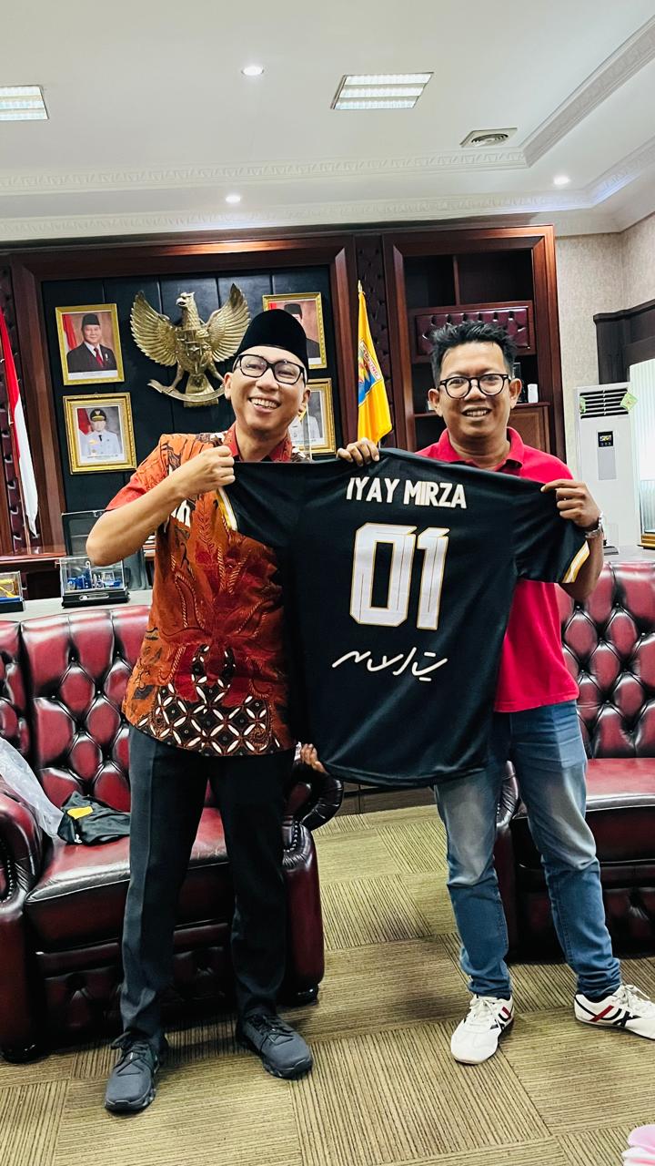 Gubernur RMD Apresiasi dan siap Hadiri Launching IJP Fc 14 Februari Mendatang.