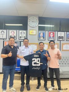 Sekretariat DPRD Lampung Ambil Bagian dalam Turnamen Minisoccer IJP Lampung