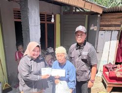 Peduli Korban Banjir, Mayang Suri dan Septiani Hadir Melayani