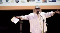 Genap 68 Tahun, Isbedy Masih Produktif Bersastra