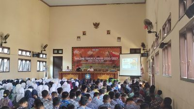 MPLSMB SMAN 1 Tumijajar Kenalkan Jurnalistik dan Etika Bersosial Media